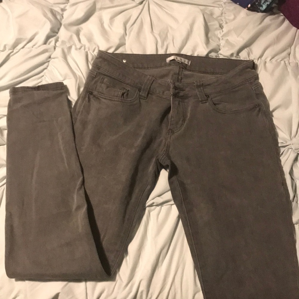 Cabi grey skinny jeans